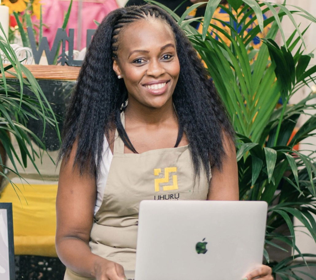 You are currently viewing How to start your cosmetic brand from home